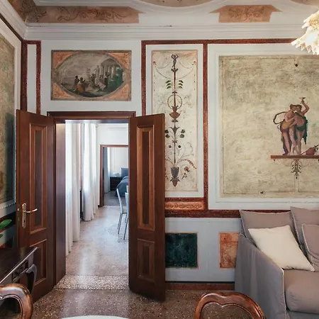 Residenza Dei Dogi البندقية